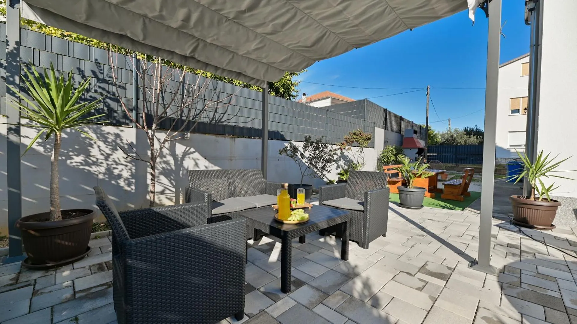 Luxury Apartment With Garden Jacuzzi And Wellness Trogir